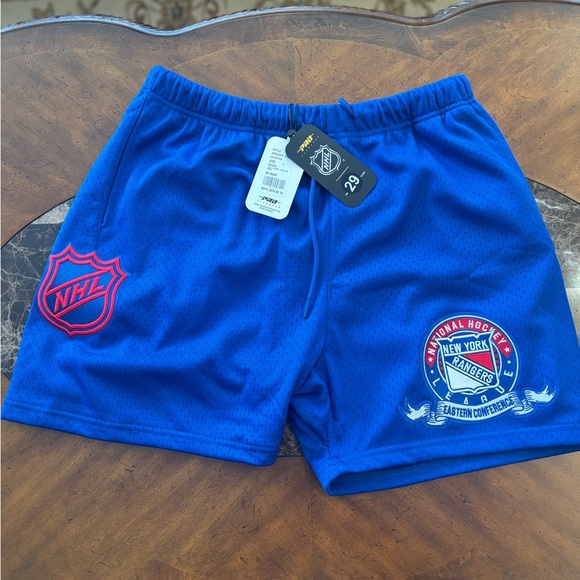 New York Rangers Pro Standard full stitch and embossed blue shorts Size Large